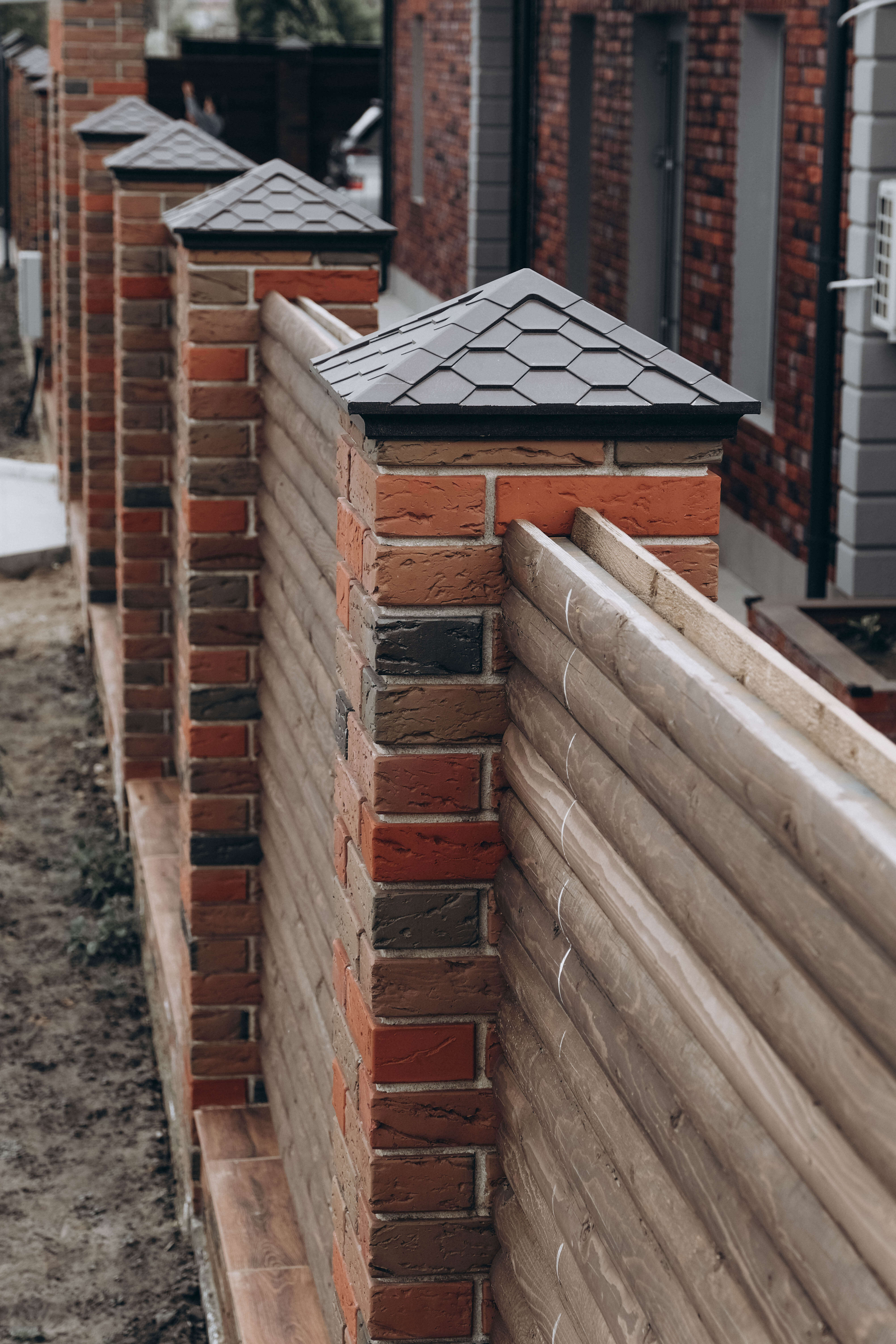 Колпак Zking Эверест Коричневый на столб 1.5х1.5 кирпича (390х390мм) в Норильске фото