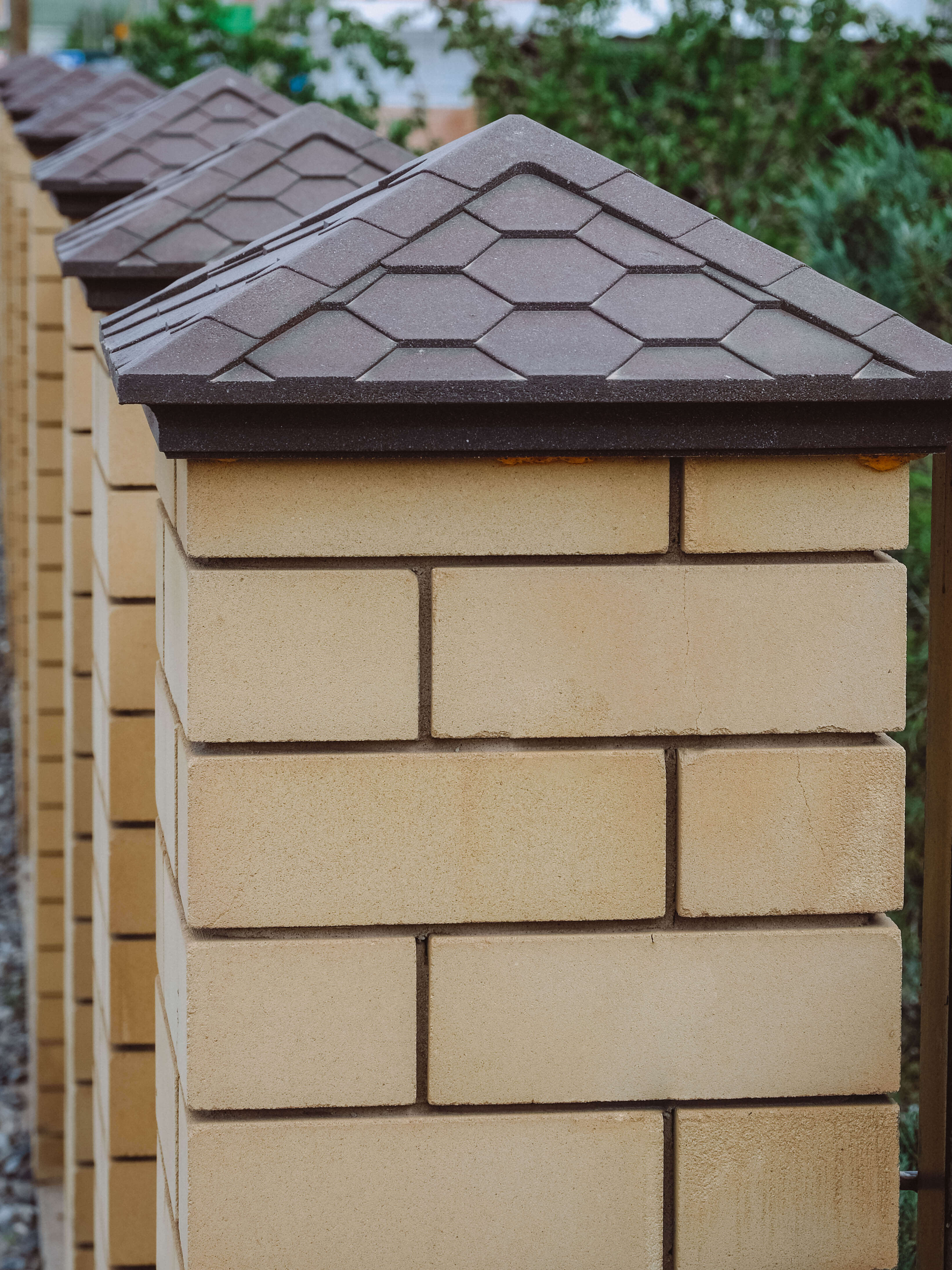 Колпак Zking Эверест Коричневый на столб 1.5х1.5 кирпича (390х390мм) в Норильске фото